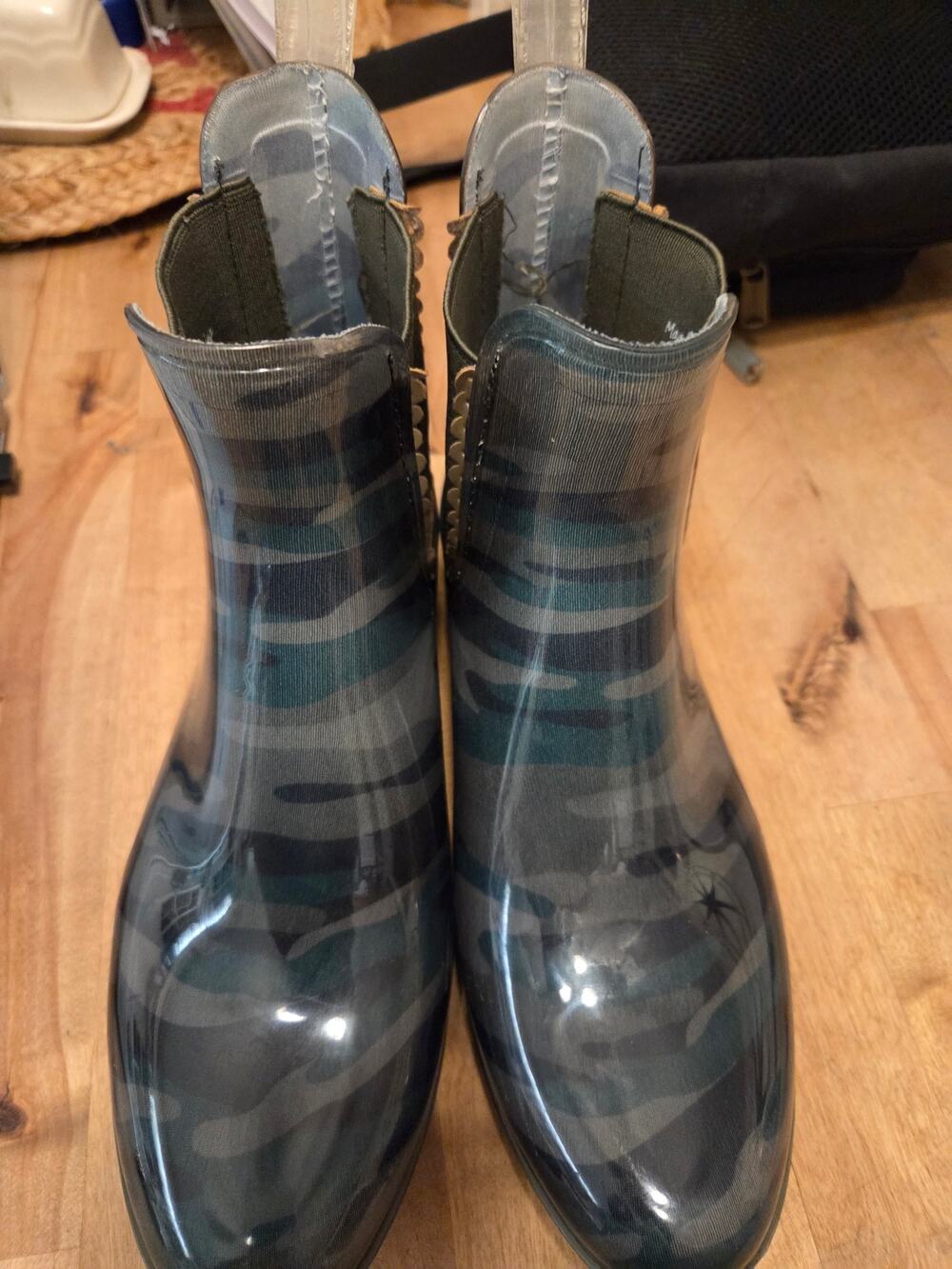 Jack Rogers Sallie Camouflage Rain Boots Women's Size 9 Chelsea Ankle Booties